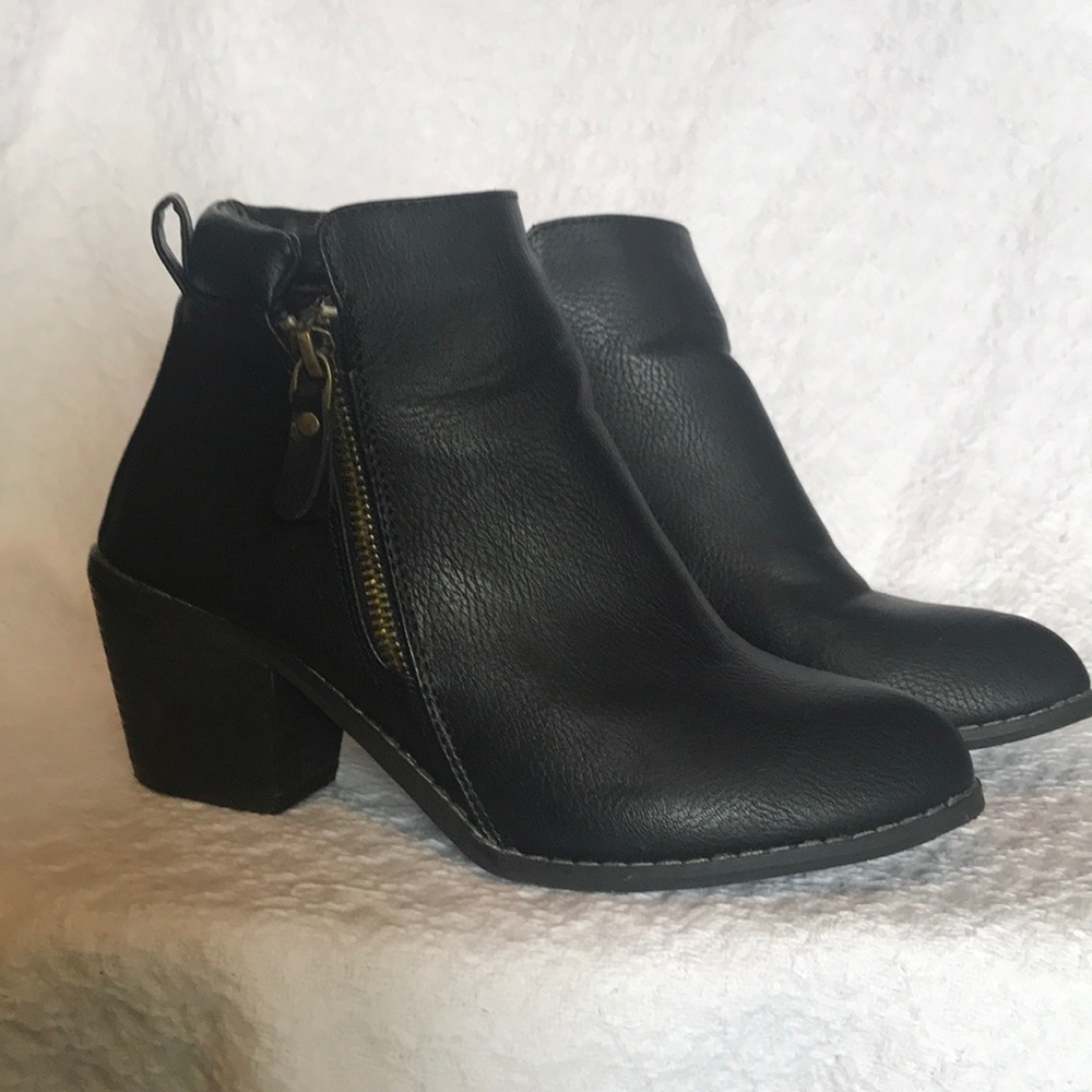 Ankle booties
